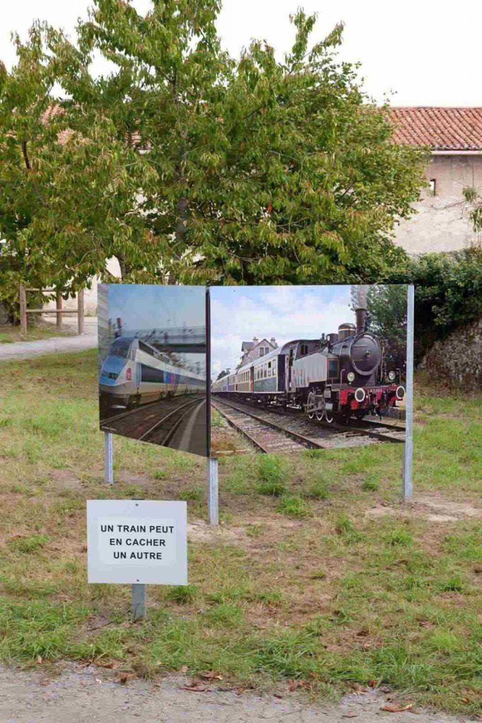 Nueil-Les-Aubiers Un train peut en cacher un autre